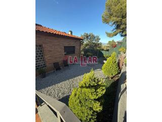 Chalet in Montornès del Vallès. Espectacular villa con amplio terreno en montornès del vallès