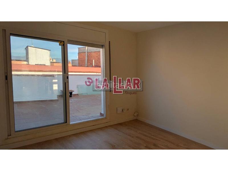 Foto f80f5384-3e38-4e8d-9c3b-695348842d2b. Pis amb calefacció a Montornès del Vallès