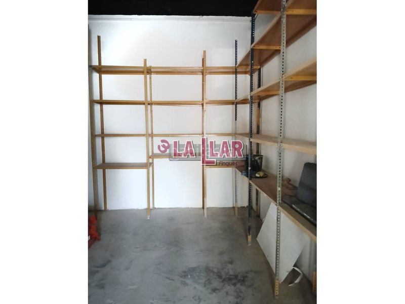 Foto a8c504b9-3b3a-444c-94bb-8614cb63b1f6. Local comercial a Vilanova del Vallès
