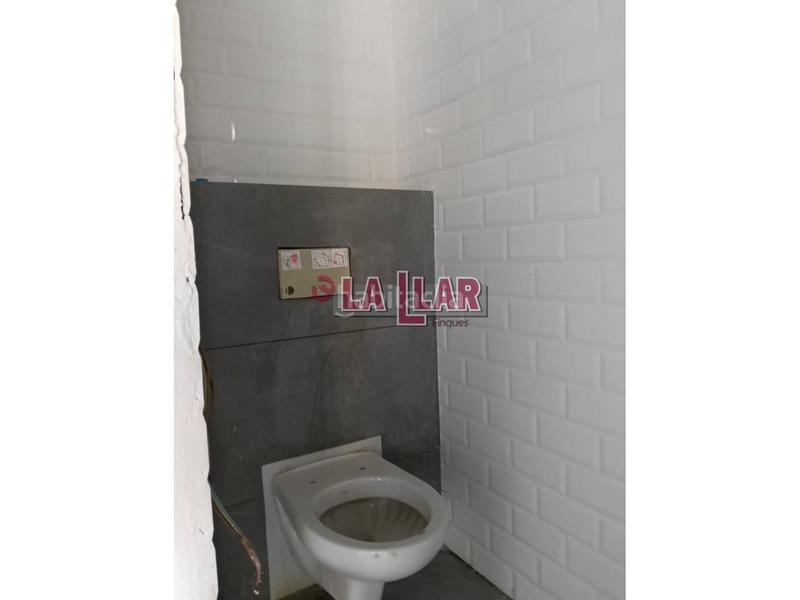 Foto 511e7969-1648-4744-a39a-fd538307105e. Local comercial venta de local comercial en Vilanova del Vallès