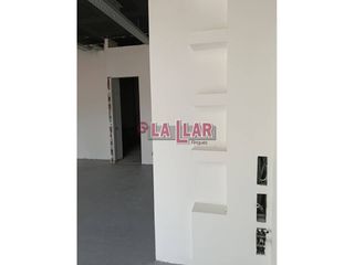 Local Comercial  Plaza países catalanes. Venta de local comercial en vilanova del vallès