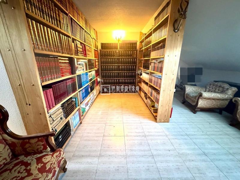 Foto 3f329ce0-b138-4574-97ef-69f4dcc924d7. Chalet espacio, confort y ubicación perfecta. tu nuevo hogar te espera! en Alcalá de Henares