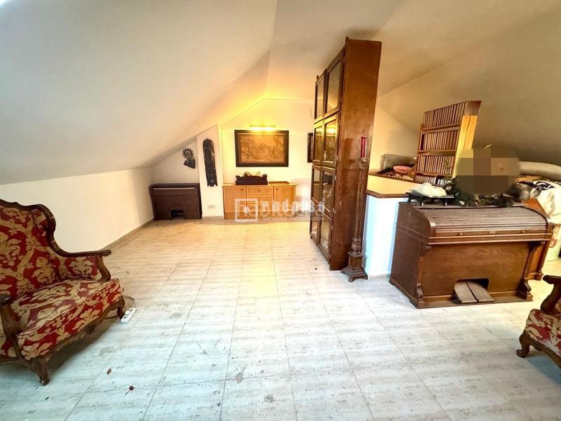 Foto 71a5f5c8-0e45-43df-966a-cd916383ba75. Chalet espacio, confort y ubicación perfecta. tu nuevo hogar te espera! en Alcalá de Henares