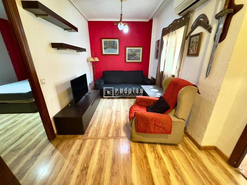 Foto b63836df-cdf1-44cd-82b2-f868a2cfe737. Flat with heating in Estación-Parque O´Donnell Alcalá de Henares