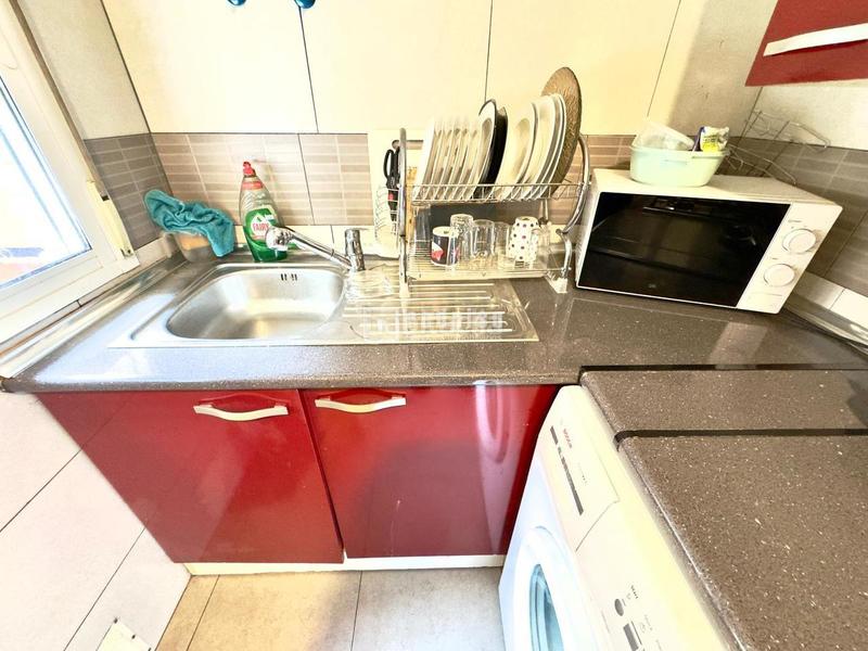 Foto b92dc4ee-85df-460a-9fcf-f41f5d917874. Flat with heating in Estación-Parque O´Donnell Alcalá de Henares