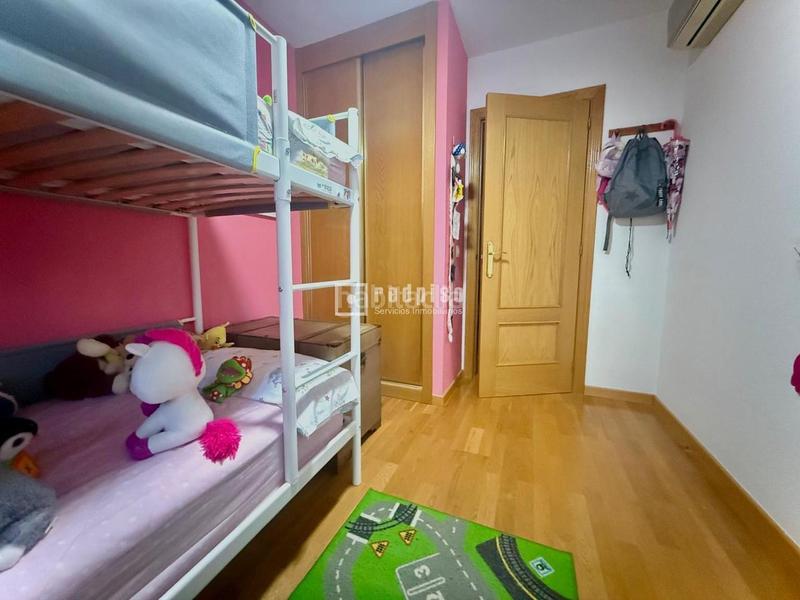 Foto 531439e2-d67c-4f5f-a65e-547f8f67a5f8. Etagenwohnung in Parque Europa-Los Pitufos Pinto