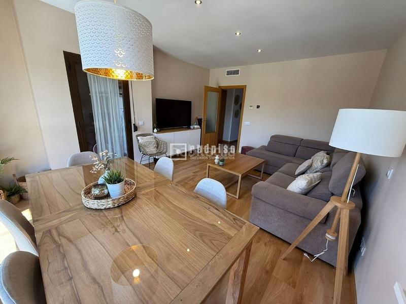 Foto 24e93e8a-2fd8-4896-b471-b98fe60db2ca. Appartement avec chauffage parking dans Los Molinos Getafe