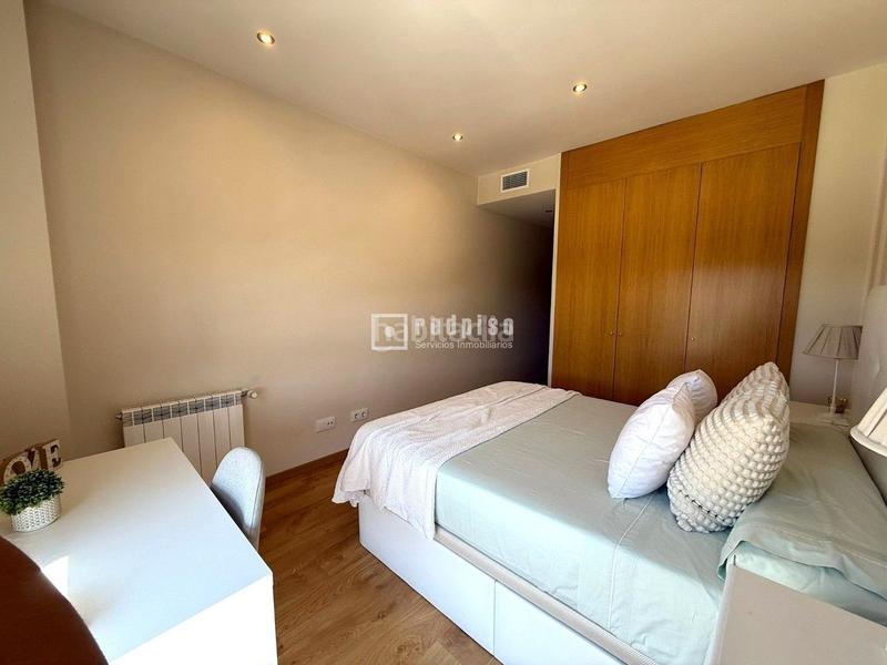 Foto 21b8b679-3fc1-44a8-ba58-aa0870fcaaf9. Etagenwohnung mit heizung parking in Los Molinos Getafe