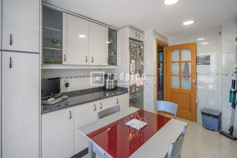 Foto bd1b950f-3452-4b8f-b09e-a32ea1e868fa. Flat with heating parking in Getafe norte Getafe