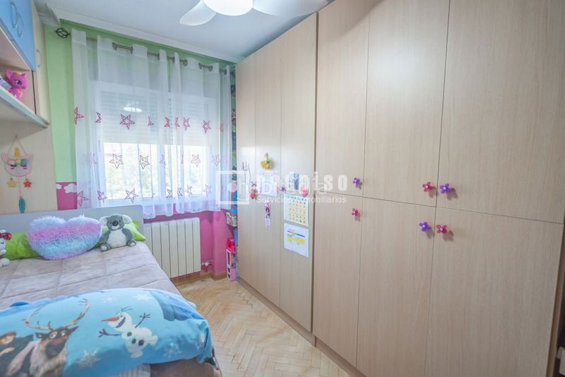 Foto cfec6f5f-38dd-4703-8367-f6403081e734. Flat with heating parking in Getafe norte Getafe