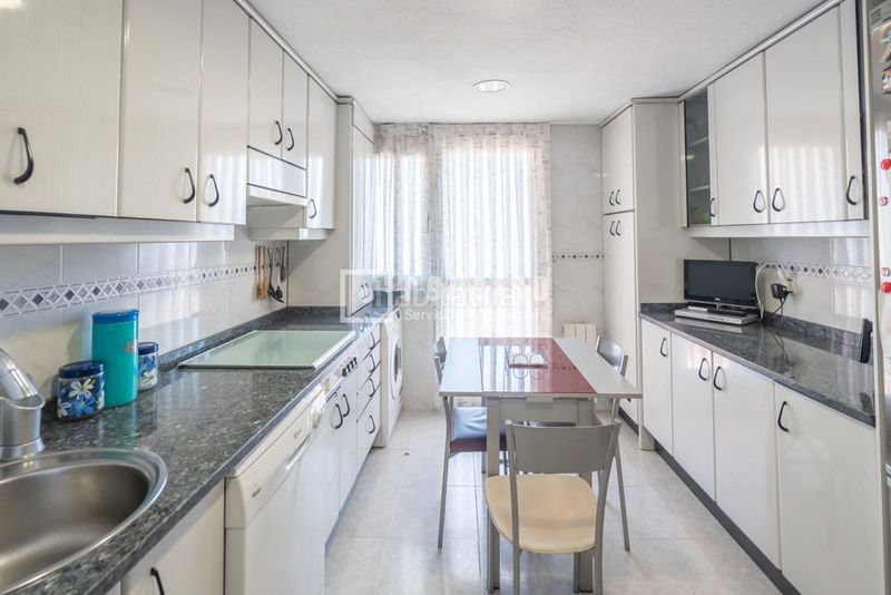 Foto d73eebc7-69e2-4c96-9e76-2c6e72eb192d. Flat with heating parking in Getafe norte Getafe