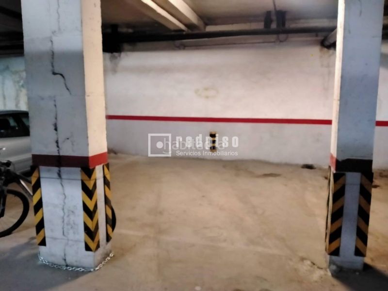 Foto f9353e41-c7b0-4248-aa16-e8d9aff0a8a8. Posto auto in La Alhóndiga Getafe