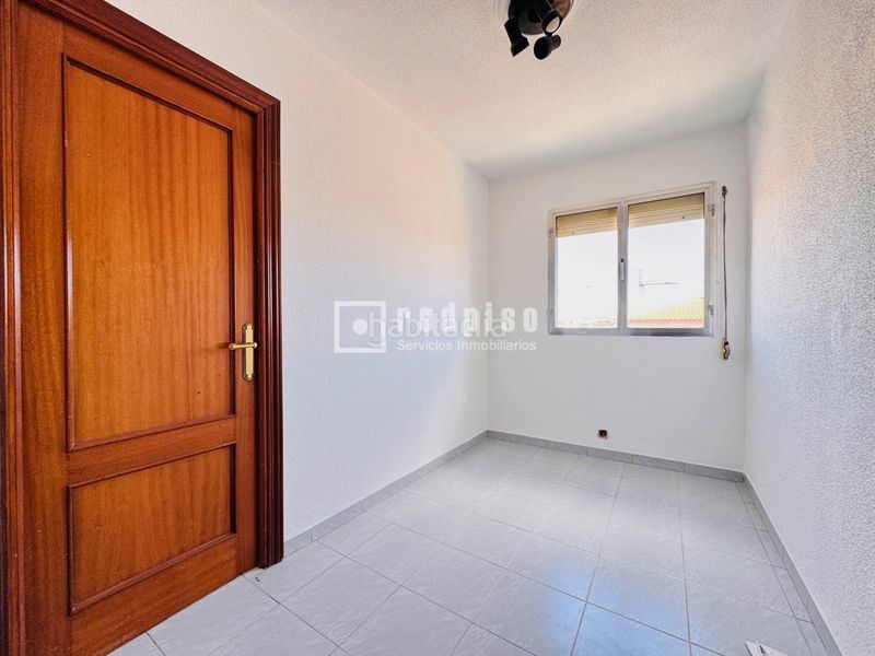 Foto 67461204-ac37-450d-b021-a910a7d573a1. Appartamento con riscaldamento in La Alhóndiga Getafe