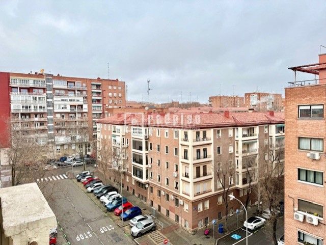 Foto a861beff-5e99-4b62-ad32-932d79109103. Pis amb calefacció a Cuatro Caminos - Azca Madrid