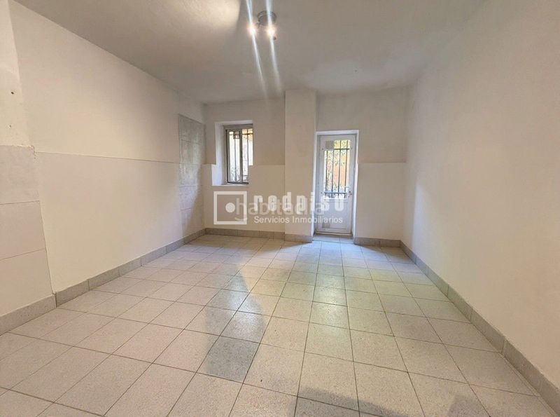 Foto c9b362a0-45e6-4809-acd9-c01b5579eee8. Piso en Cuatro Caminos - Azca Madrid