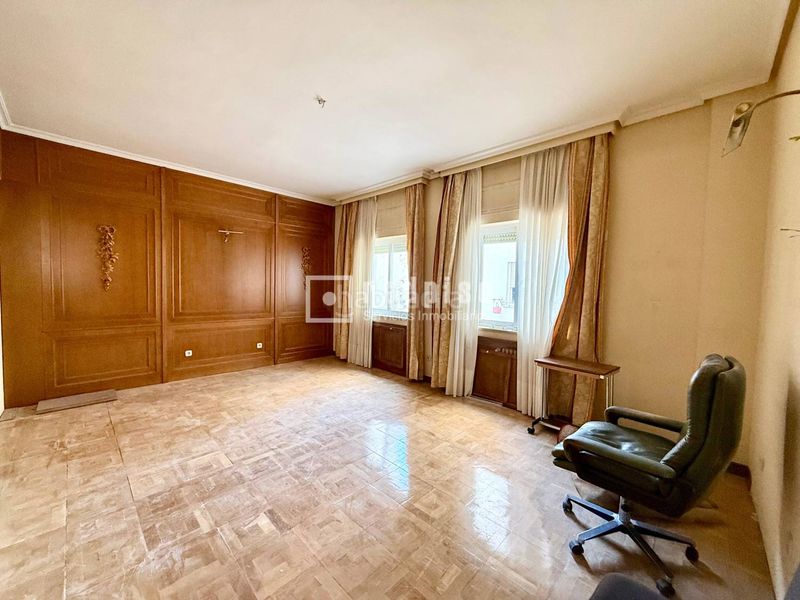 Foto 0812434a-cd7b-411d-8348-433fea510129. Piso en Cuatro Caminos - Azca Madrid