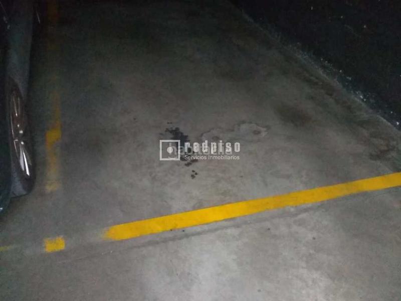 Foto a94bdd2e-deae-4e7c-a4ac-f0dee1754ed2. Parking voiture dans Juncal Torrejón de Ardoz