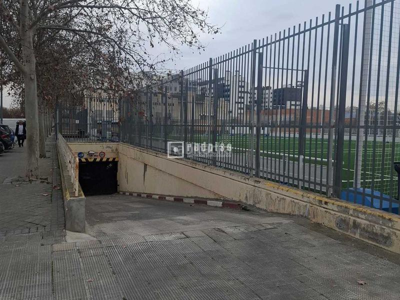 Foto 1dbf2076-7d39-47fe-83c8-9946e2642255. Car parking in Veredillas Torrejón de Ardoz