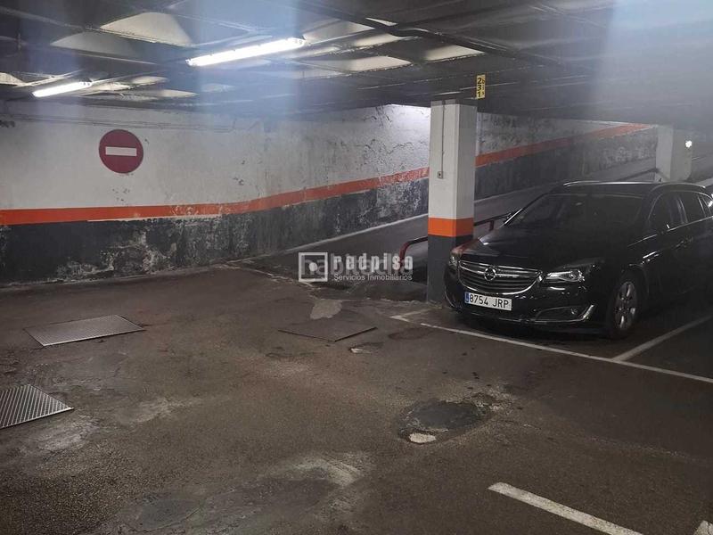 Foto 7a1bc4d3-3f9a-4071-a600-4ce4d8ee9a9f. Car parking in Veredillas Torrejón de Ardoz