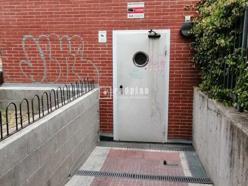 Foto fb1f12d8-4362-4101-ae75-087587662a29. Car parking in Veredillas Torrejón de Ardoz