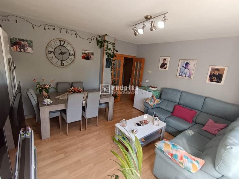 Foto e43d8f0f-eeb6-4ed9-8922-b58006604d56. Appartement avec chauffage dans Juncal Torrejón de Ardoz