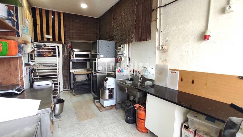 Foto dcae481a-ebd1-4760-a774-4758a87fc3ce. Local comercial a San Isidro Getafe