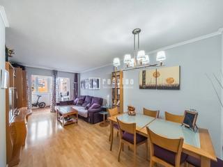 Pis a Urbanizaciones. Piso 4 dormitorios, 2 baños, terraza, ascensor y trastero