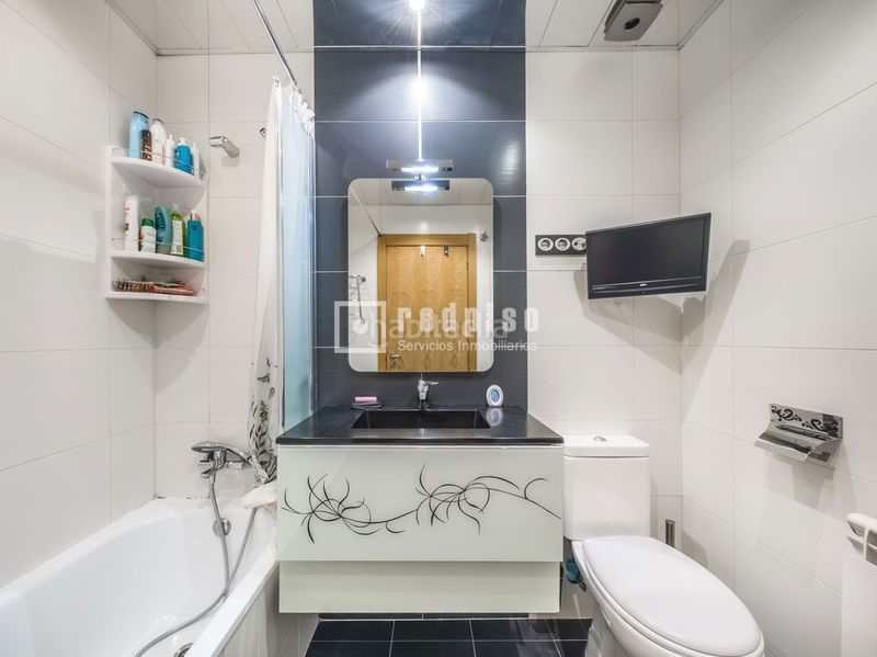 Foto 2be0370e-e0ad-49de-b822-38eb7c690f06. Pis amb calefacció aparcament a Urbanizaciones Rivas - Vaciamadrid