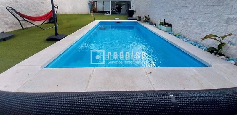 Foto 8814aeec-6749-4953-80b7-094a3d8d2e2f. Xalet amb calefacció aparcament piscina a Urbanizaciones Rivas - Vaciamadrid
