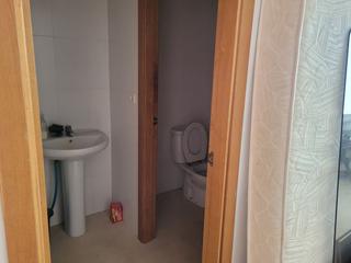 Local Comercial  Ducat d`atenes. Local com. en venta en piscina.