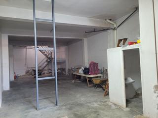 Local Comercial  Riu millars. Local com. en venta en madrigal.