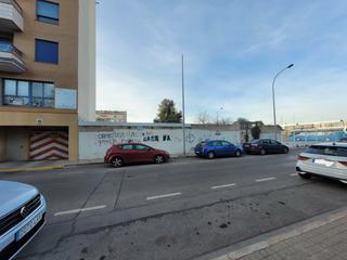 Terreny residencial a La travessa 35. Solar en venta en mayorazga.