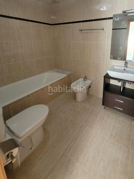 Foto 12aec958-72c2-4db7-b65a-10f0dcc03b1b. Casa adossada amb aparcament piscina a Playa-Ben Afeli Almazora / Almassora