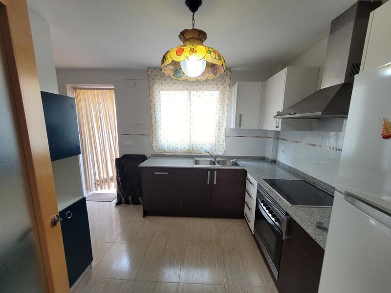 Foto 3ea67c68-f367-40df-b851-1146e71f9bd0. Casa adossada amb aparcament piscina a Playa-Ben Afeli Almazora / Almassora