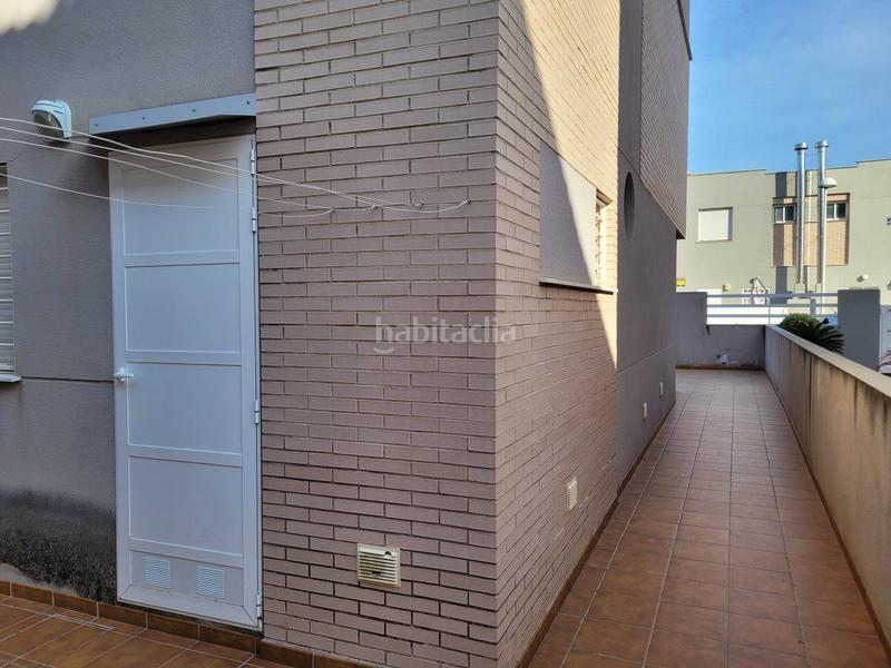 Foto fd9f3355-eb04-4402-9075-66e287643717. Casa adossada amb aparcament piscina a Playa-Ben Afeli Almazora / Almassora