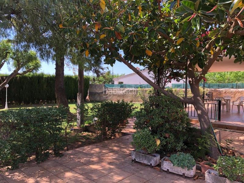 Foto 99e4d8c3-1476-49e9-8ea1-a5d238c5346c. Chalet avec parking dans Madrigal Villarreal / Vila - real
