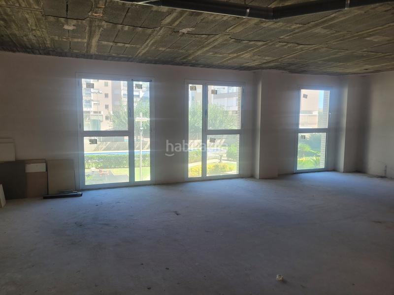 Foto 2be9810b-4129-492c-86e8-ce1fbed2b60d. Oficina a Piscinas Villarreal / Vila - real