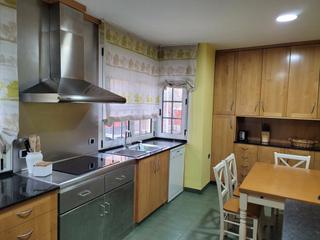 Haus  Illes columbretes. Casa en venta en cariena, 4 dormitorios.