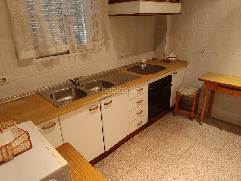 Foto aea39973-be7f-43eb-ab76-05621d021059. Casa  en el centro en Brenes