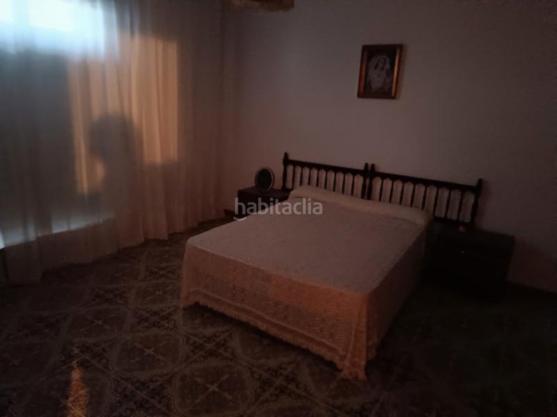 Foto f0984e5f-eed8-46eb-b200-2214df43aaac. Casa  en el centro en Brenes
