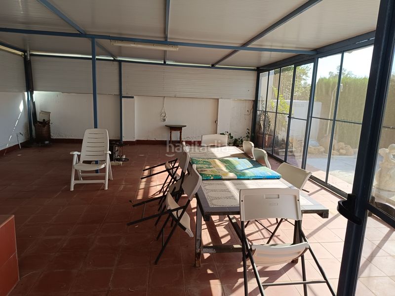 Foto 2bd7efce-7b48-4a7d-8786-8123afbb1853. Xalet amb xemeneia aparcament piscina a Carmona