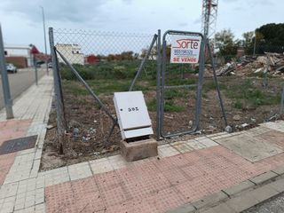 Wohngrundstück in Brenes. Solar urbano de 172 m2