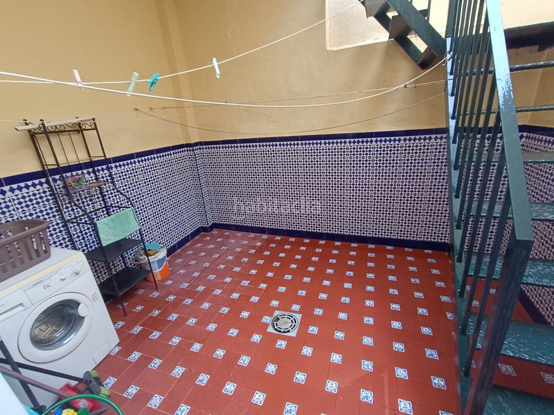 Foto 169aca2d-b2f9-422b-b1fd-2894b11586a9. Casa adossada amb aparcament a Brenes