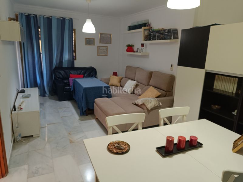 Foto 91e5c1f8-6420-4096-af67-10f3ac127bd8. Casa adossada amb aparcament a Brenes