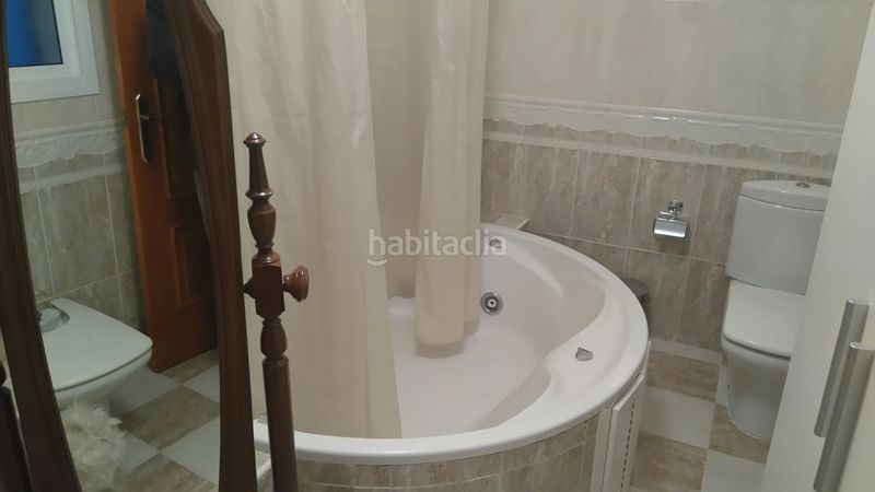 Foto 1627ee4f-7c31-4218-81ef-51d0fe190173. Xalet amb aparcament a Brenes
