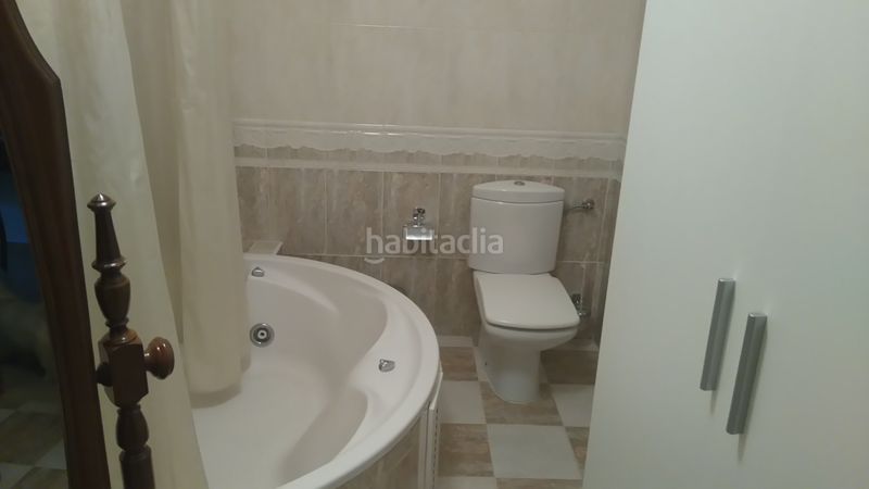 Foto f0239ba3-1afc-4be0-b5c7-92c4953ab12f. Xalet amb aparcament a Brenes