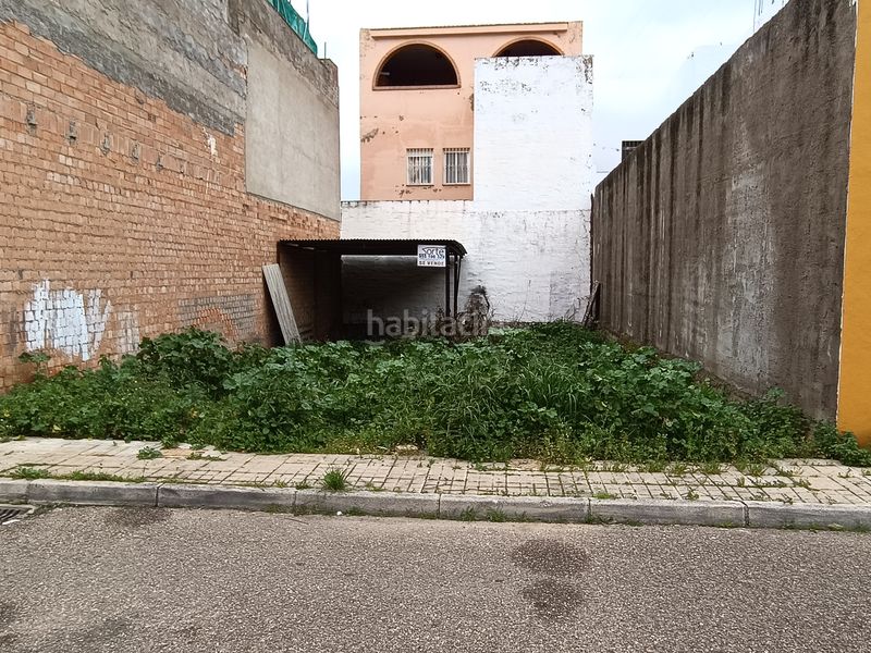 Foto 133ff5f6-0609-4026-a4e1-d4c1f9313eb0. Terreny residencial a Brenes