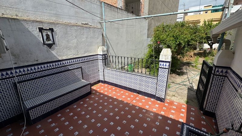 Foto e08a8b1a-c3d5-4fdb-9929-9359af3b309b. Casa a Brenes