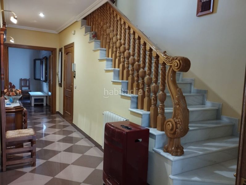 Foto 168a2979-64b6-4925-b70d-72af3010c010. Casa amb xemeneia calefacció aparcament a Moriles