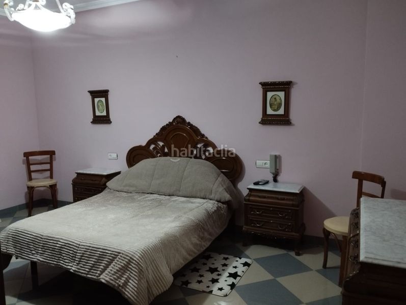 Foto 4c3d1bcd-7dbd-4e85-8874-4241bafb6674. Casa amb xemeneia calefacció aparcament a Moriles